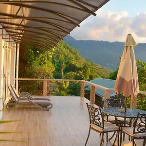 Sunset Bay Apartment