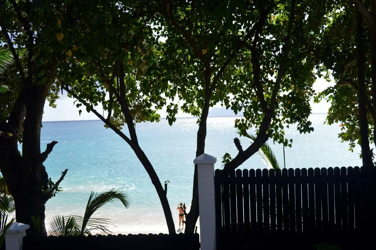 Sundown Beach Villa Glacis  Seychellen