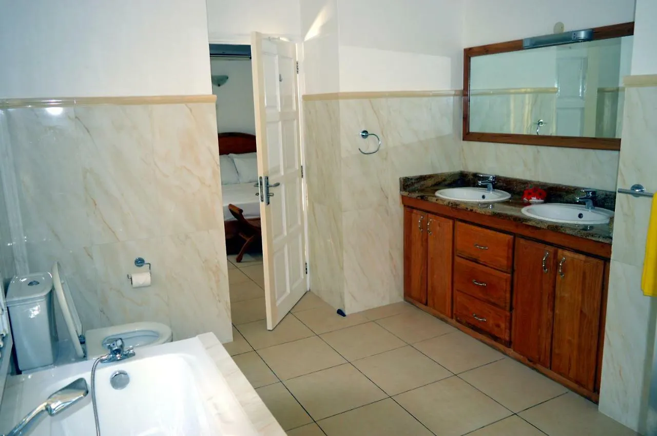 Sundown Beach Villa Glacis  Glacis (Mahe)